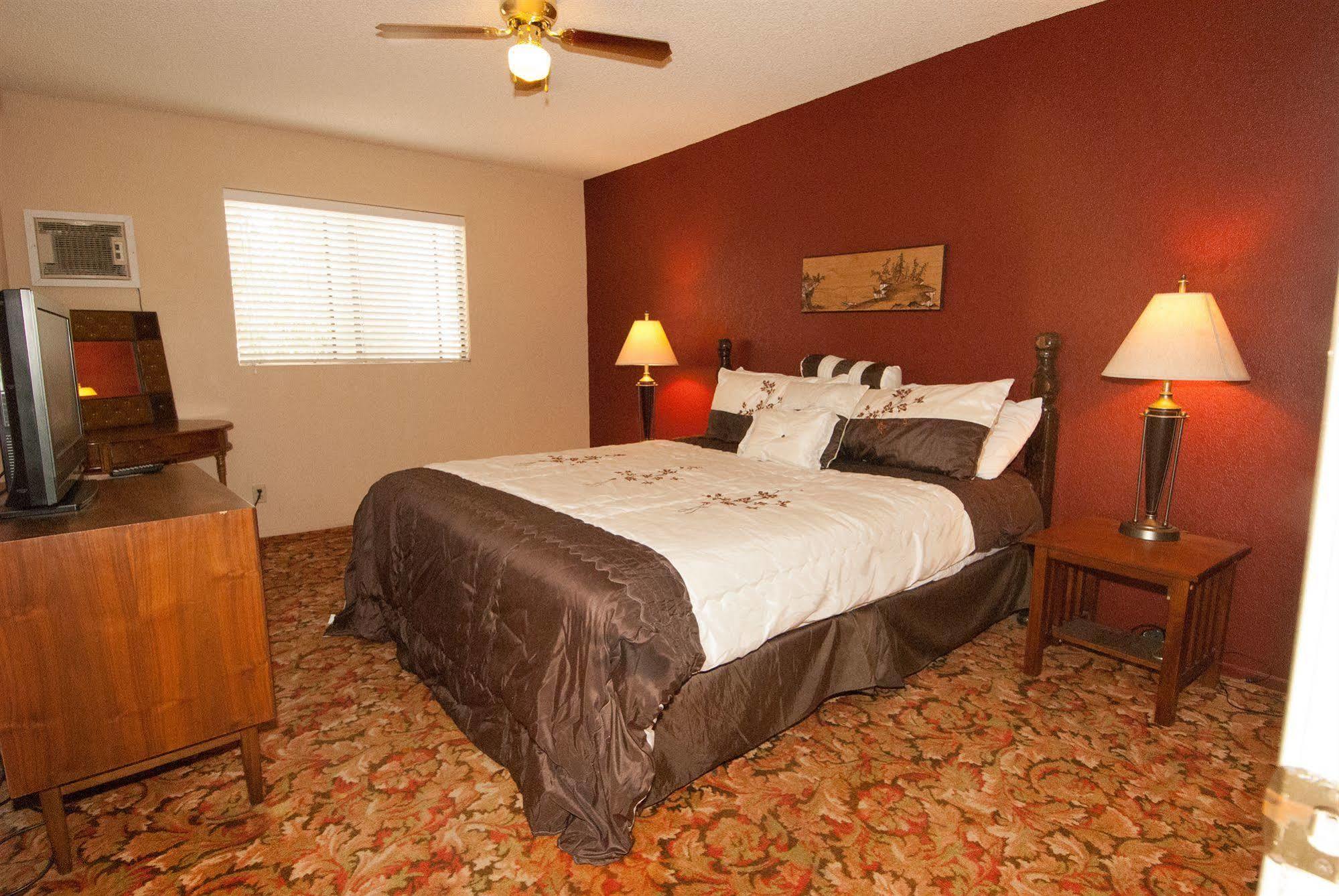 Sunnyvale Garden Suites - Joshua Tree National Park Twentynine Palms Exterior photo